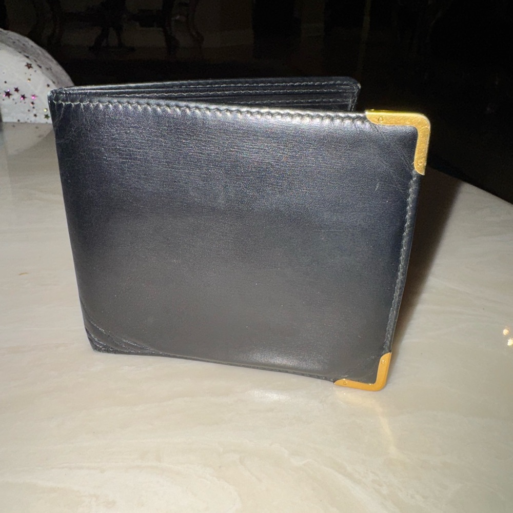 Gucci Wallet Black Leather with Gold Corners